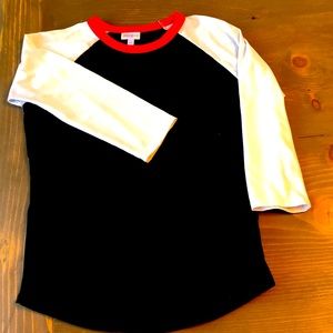 Lularoe Randy xtra small shirt